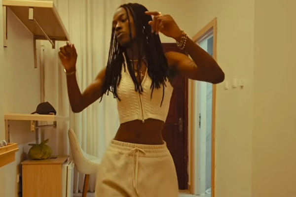 “Wah Gwaan?”: Chelsea Dinorath antecipa novo single com teaser nas redes sociais