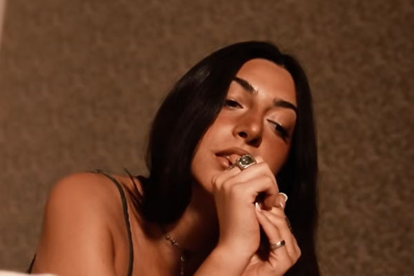 Pikika – Hoje Tem – Letra