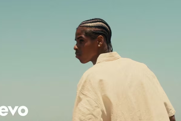 JayDon – Summer Nights – Lyrics