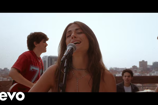 La Última Copa – Mereció La Pena – Lyrics