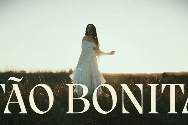 IOLANDA – Tão Bonita – Letra